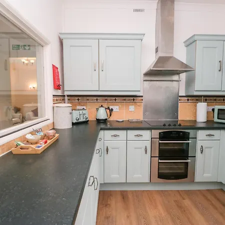 3 Nixon Terrace * Maryport